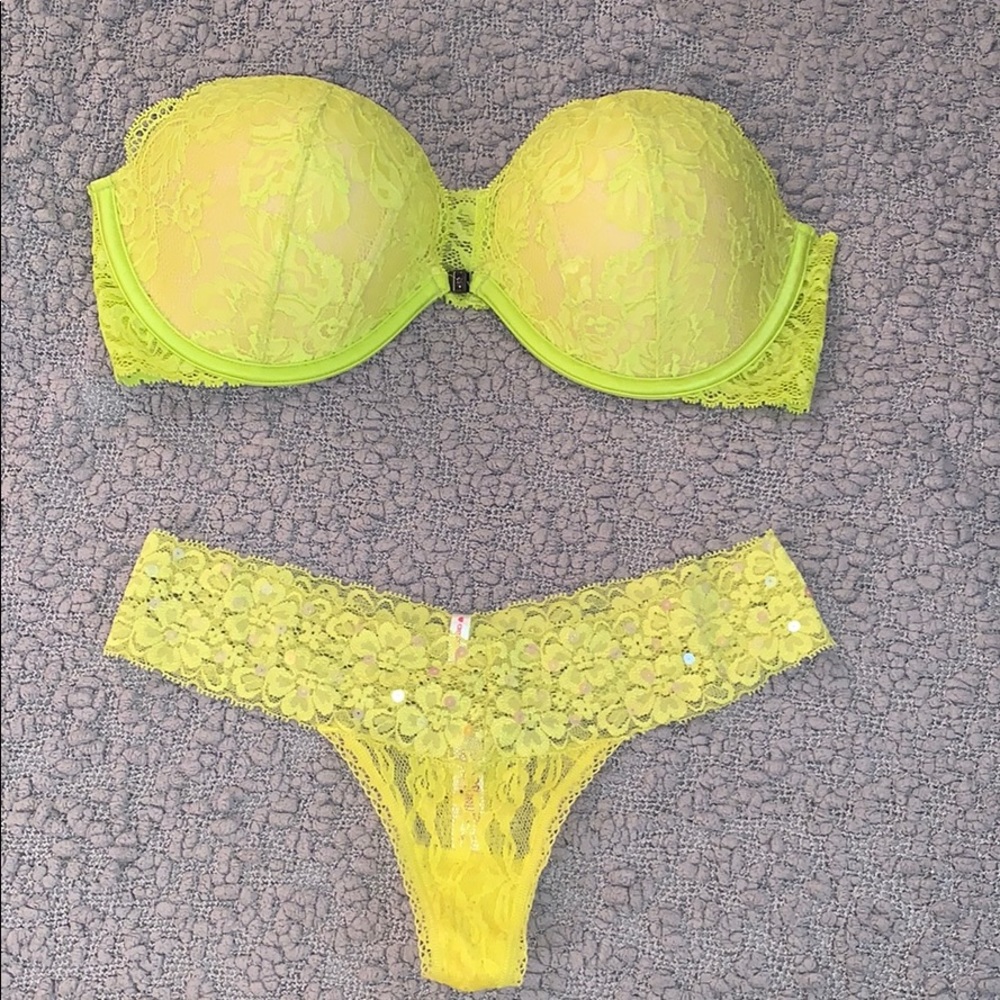 Lingerie set Victoria’s Secret brand  new